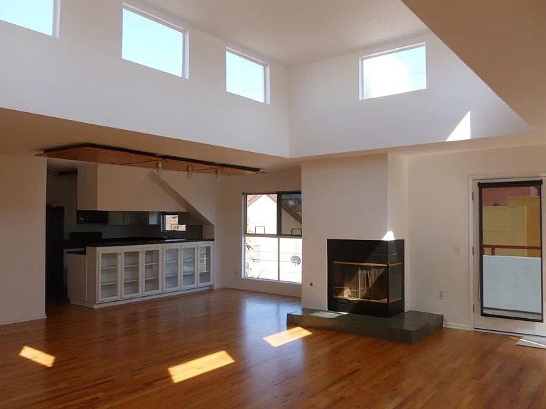 438 S Venice Blvd #5 — Photo 8
