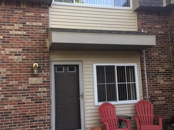 525 Longshore Dr APT B, Ann Arbor, MI 48105