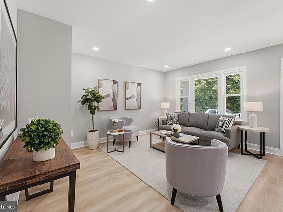 4th image of 1213 Quo Ave