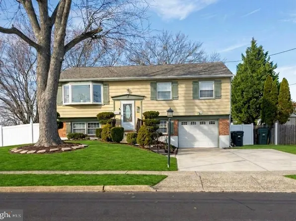 139 Fairmount Ave, Blackwood, NJ 08012