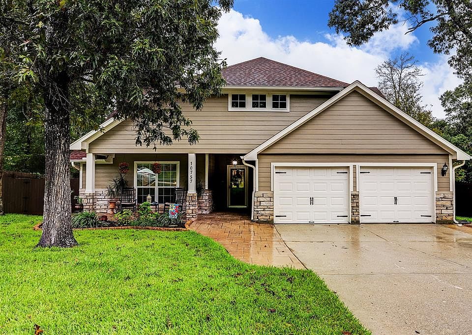 1st image of 10757 Forest Creek Dr