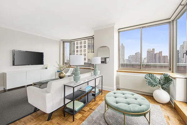 Sold by Compass | media 6