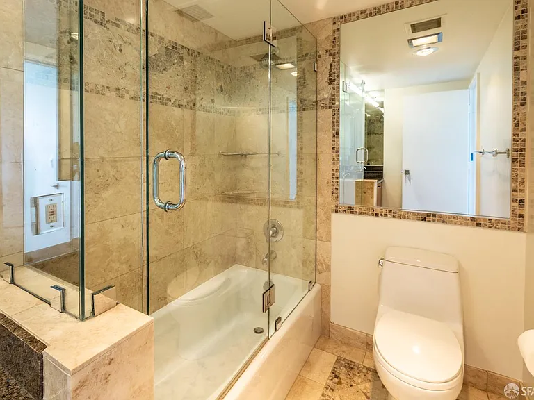 2200 Sacramento St #1401 — Photo 17