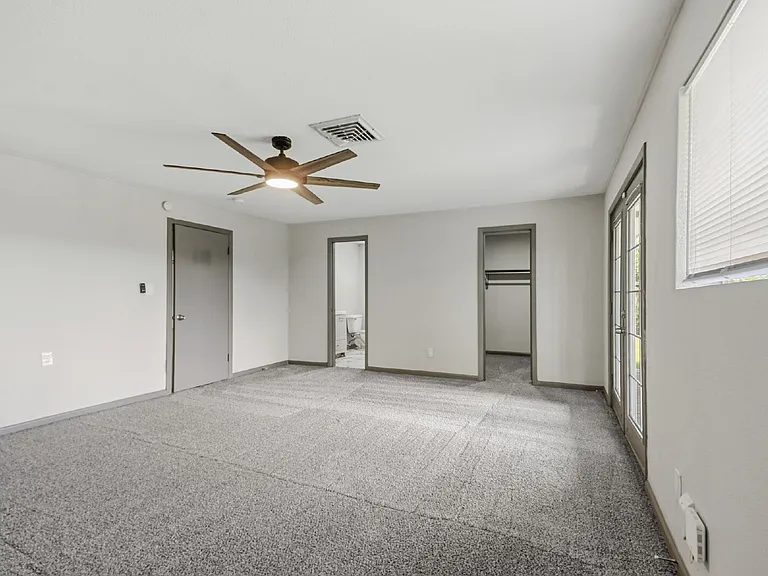 5413 Vae Dr — Photo 10