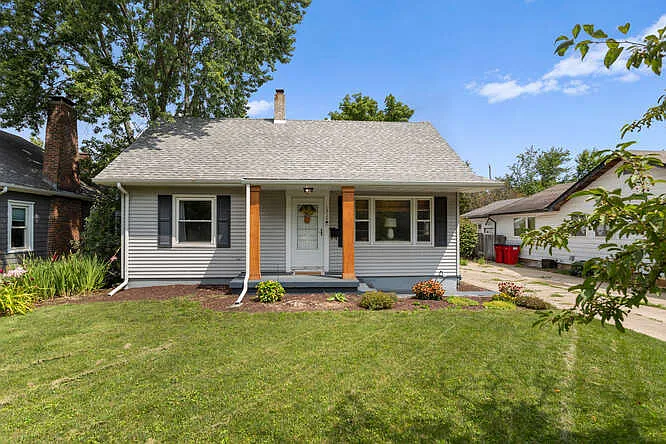 1316 W White St photo 1