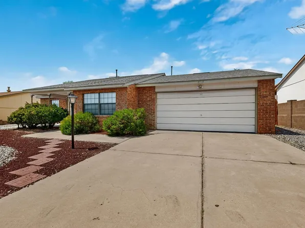 1517 Hummingbird Rd NE, Rio Rancho, NM 87144
