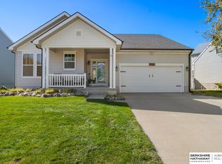 7960 N 152nd St, Bennington, NE 68007