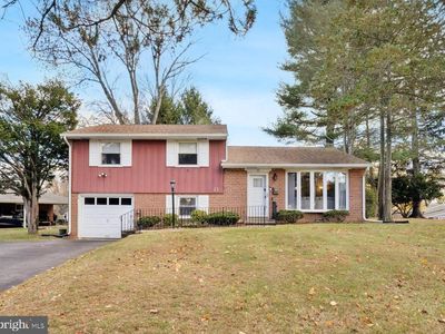 11 Linden Dr, Broomall, PA, 19008