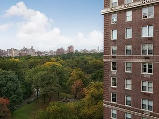 Sold by Corcoran | media 24