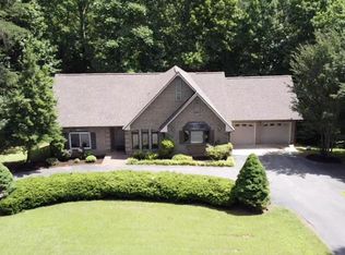 1430 Mount Olivet Rd, Martinsville, VA 24112