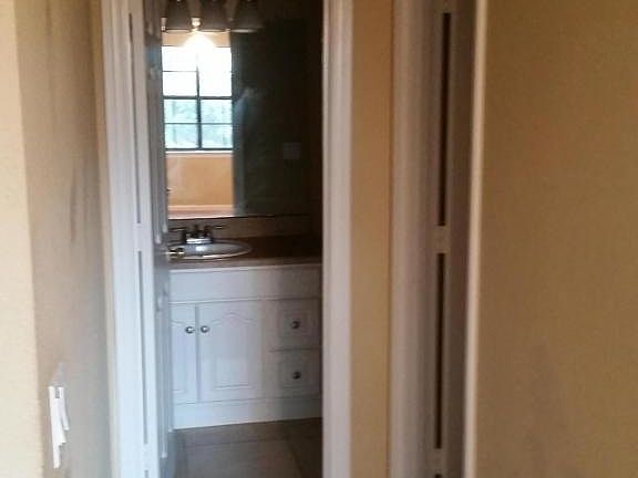4th image of 505 Boardwalk Dr APT 212