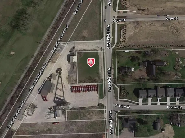 59601 Van Dyke Rd, Washington, MI 48094