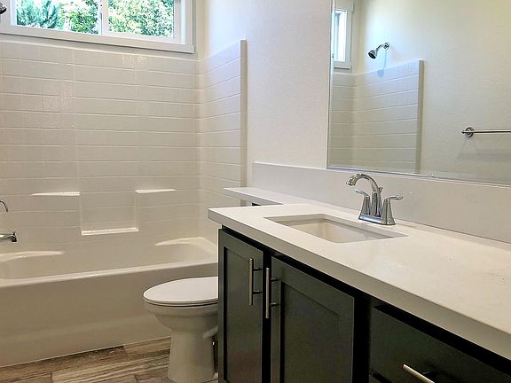 5th image of 1225 Vienna Dr #605