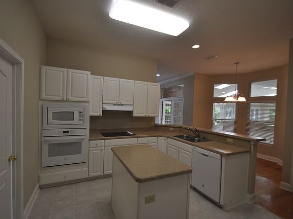 4th image of 3272 Sequoyah Cir