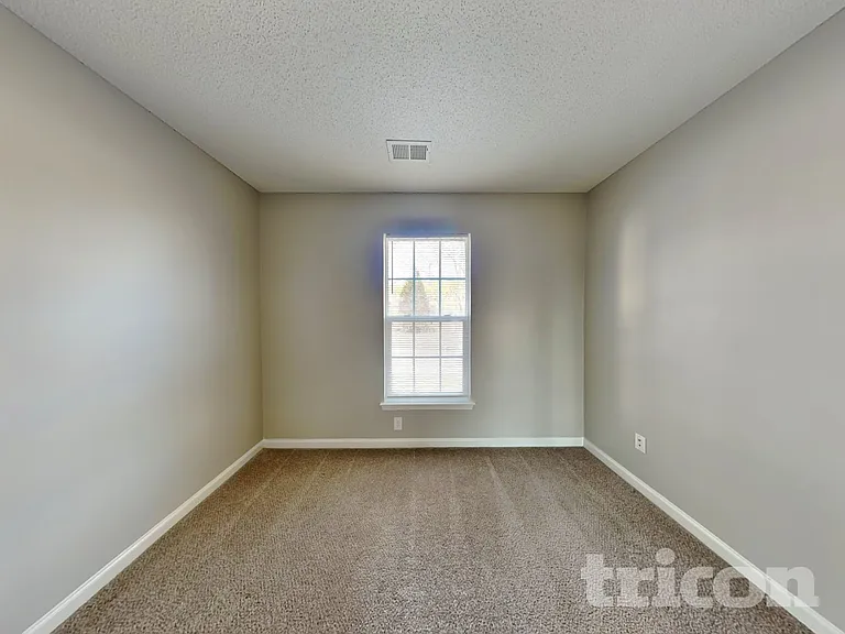 124 Grayland Rd — Photo 15
