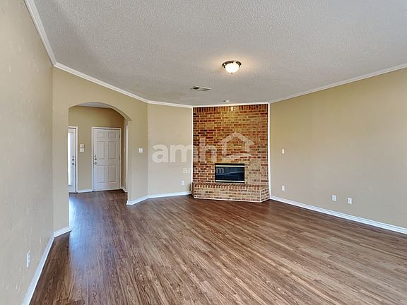 3rd image of 1631 Laurel Springs Ct
