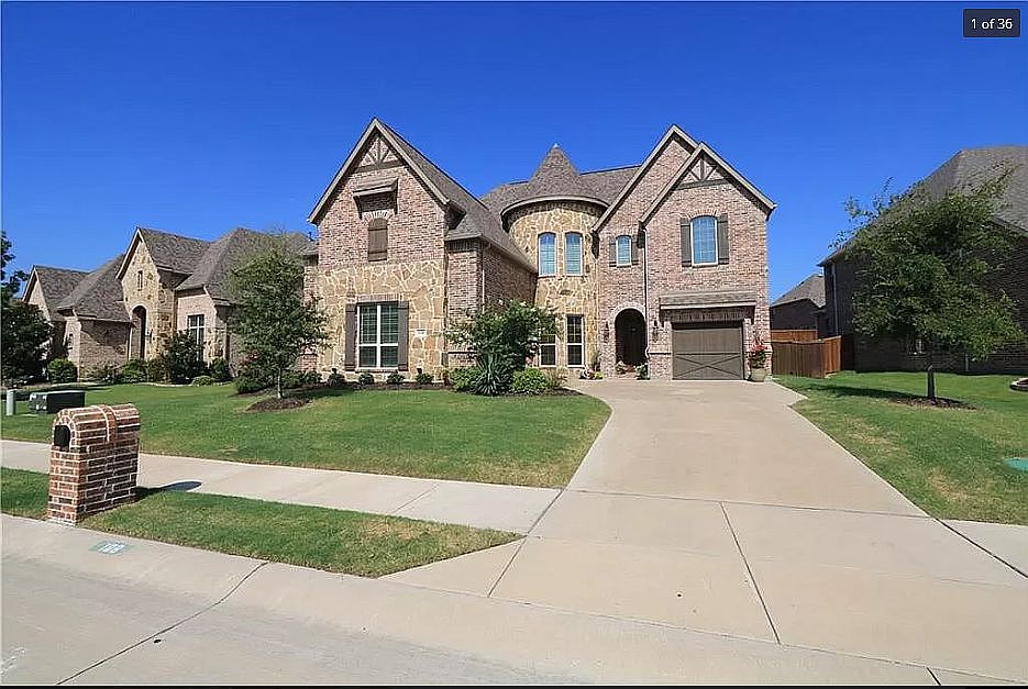 1st image of 108 Chatfield Dr