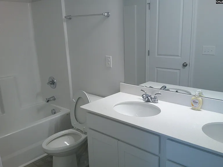 214 Ridley Hill Ln — Photo 11