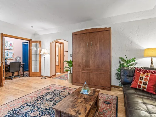 519 W Roy #217, Seattle, WA 98119