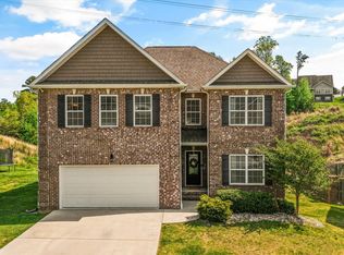 8506 Coral Sand Ln, Knoxville, TN 37938