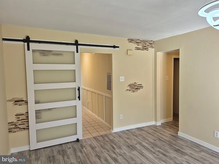 1155 York Rd #B12 — Photo 5