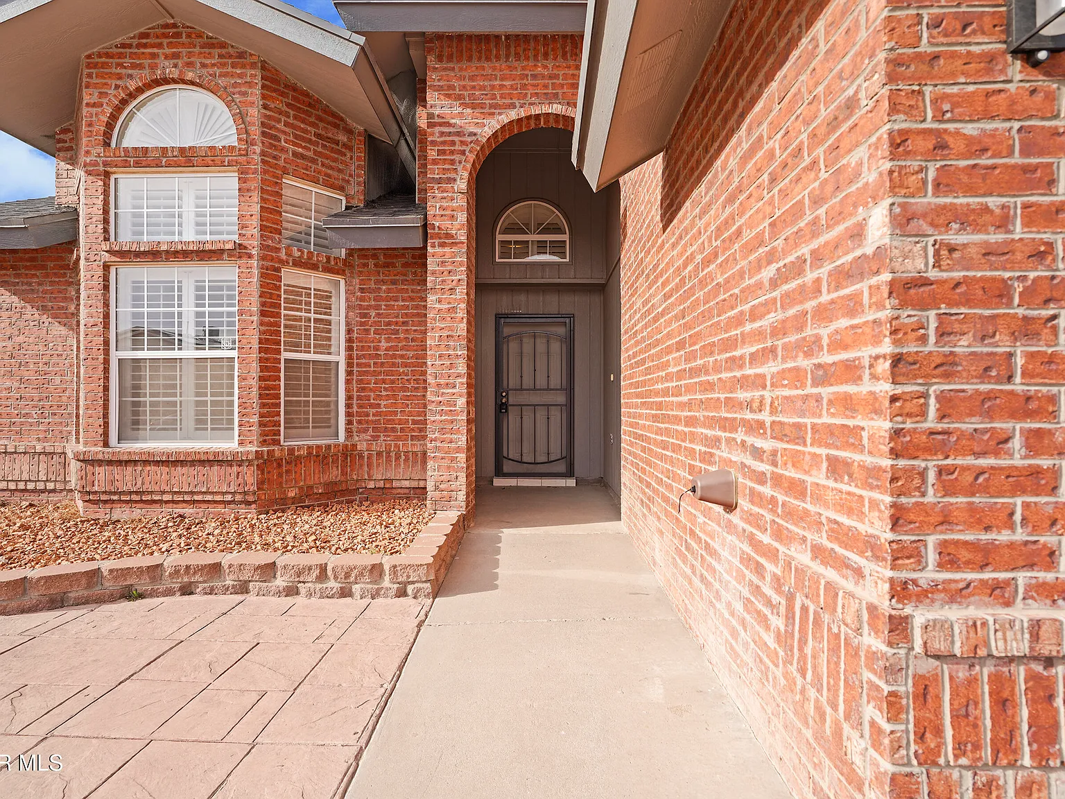 4 bed, 2.5 bath, 2171 sqft, $1,750 — Photo 4