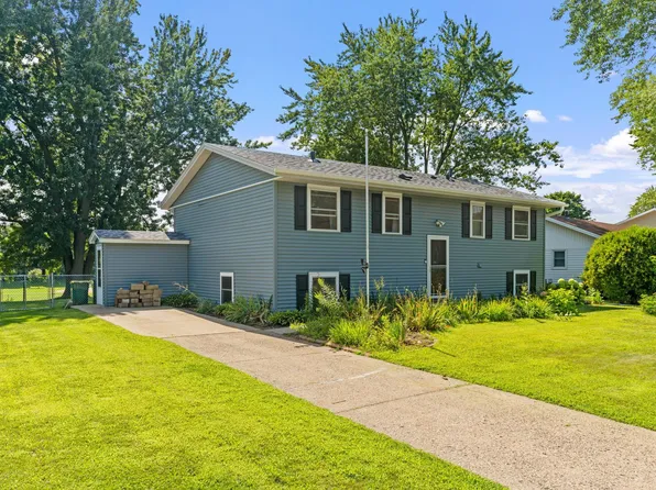 8130 Homestead Ave S, Cottage Grove, MN 55016