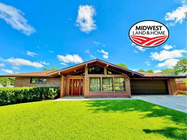 1306 Alston St, Marysville, KS 66508