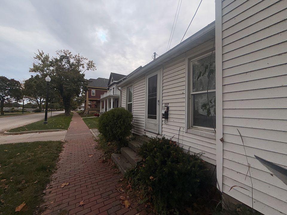 1st image of 17 N Monroe St #1