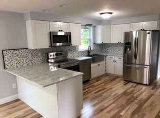 11 Chatfield Dr, Litchfield, NH 03052