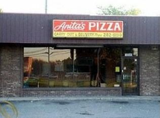 15580 Northline Rd, Southgate, MI 48195