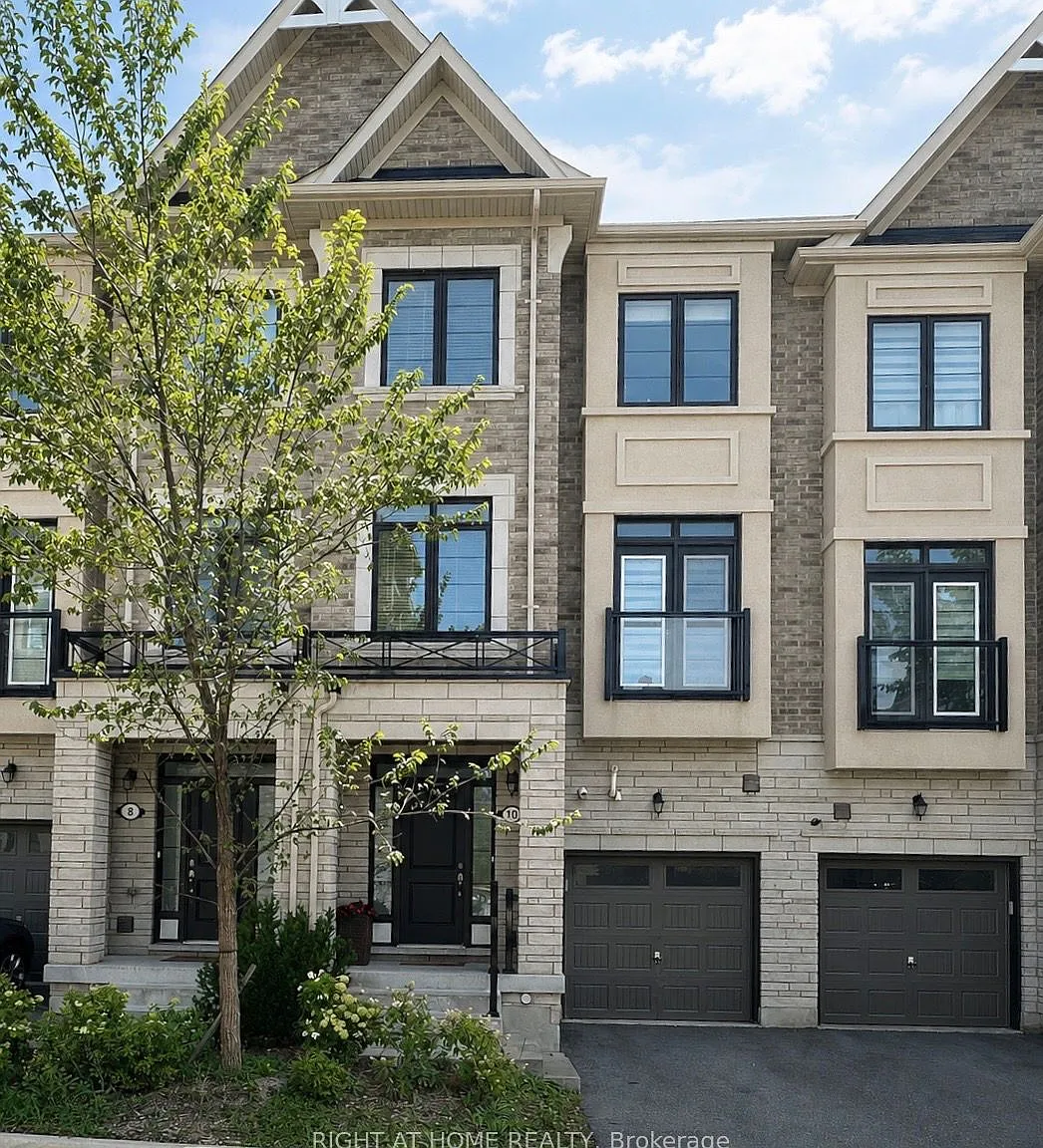 4 bed, $3,850 — Photo 1
