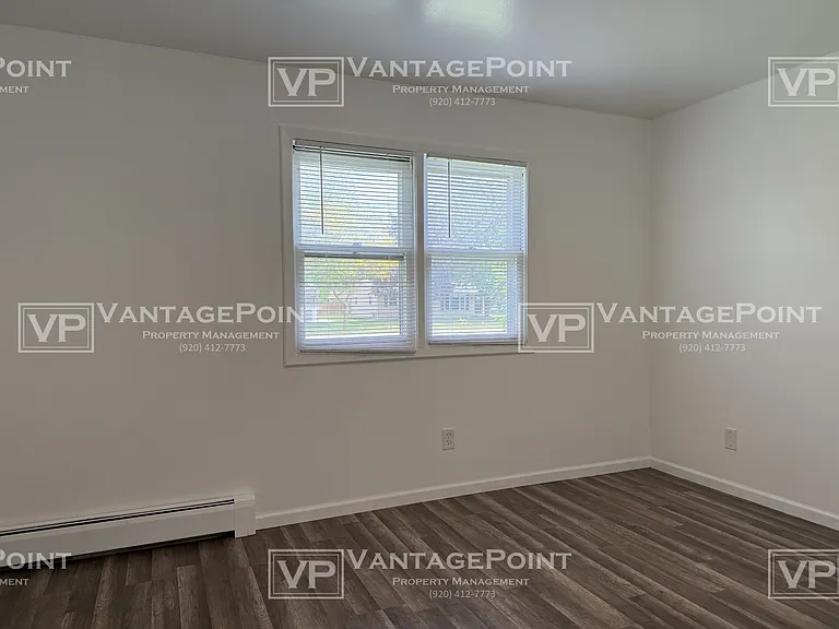 1220-1224 S Erie St — Photo 11