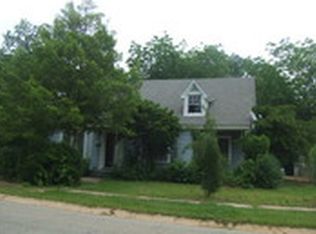 202 N Oakland St, Magnolia, AR 71753