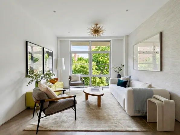 350 East 18th Street image 1 of 14