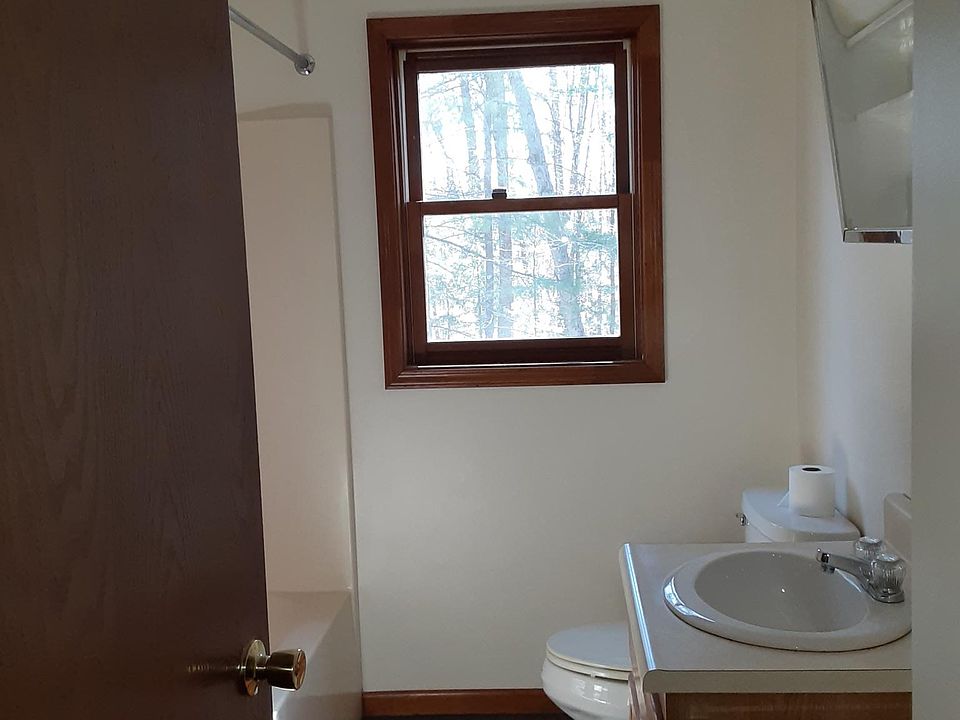 1st image of 24 Woodlawn Ave #A