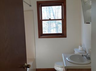 24 Woodlawn Ave #A, Hillsborough, NH 03244