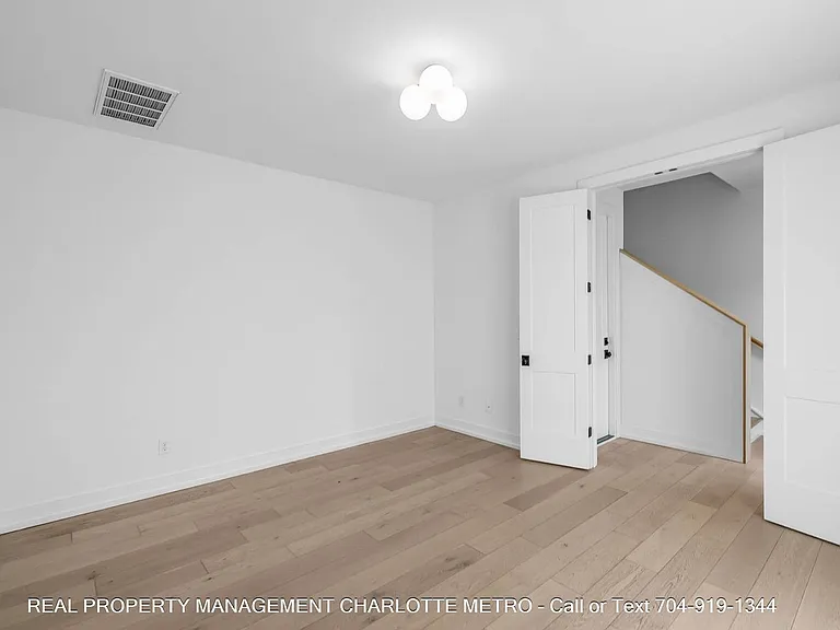 1609 Parkwood Ave — Photo 44