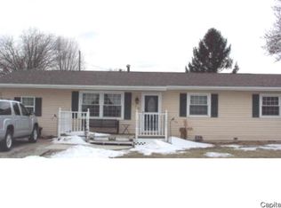 116 E 4th St, Coal Valley, IL