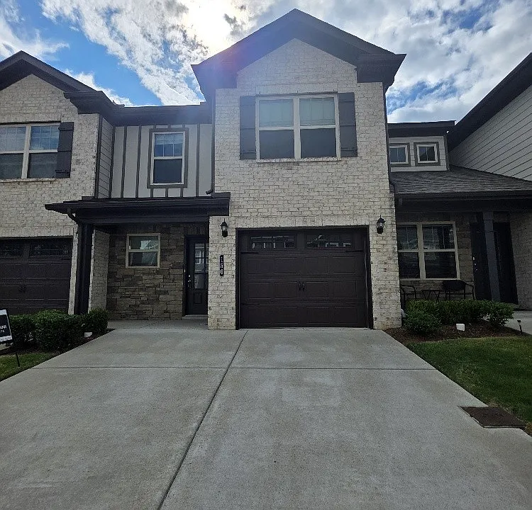 156 Rising Private Ln #1