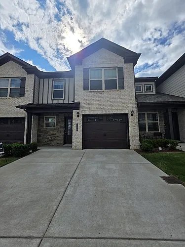 156 Rising Pvt Ln Photo 1