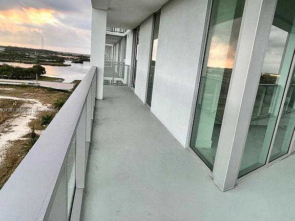 4th image of 2000 Metropica Way APT 1009