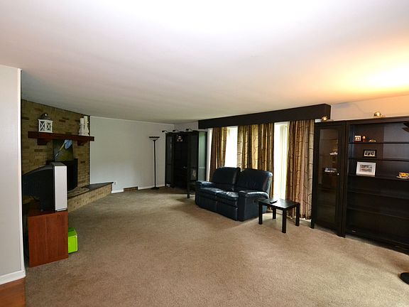 4th image of 3060 Wildwood Road Ext