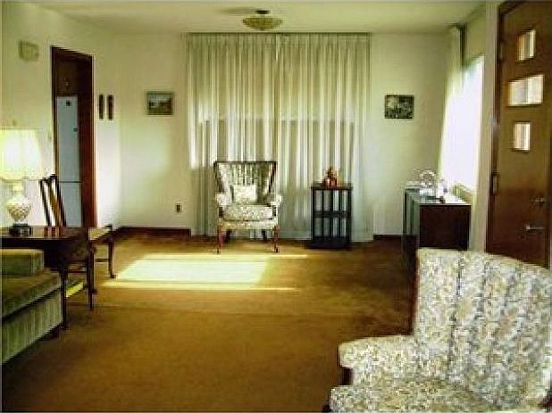 2nd image of 1914 Berkwood Dr