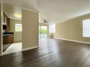 12059 Hoffman St APT 205, Studio City, CA 91604