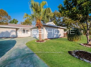 8590 91st St, Seminole, FL 33777