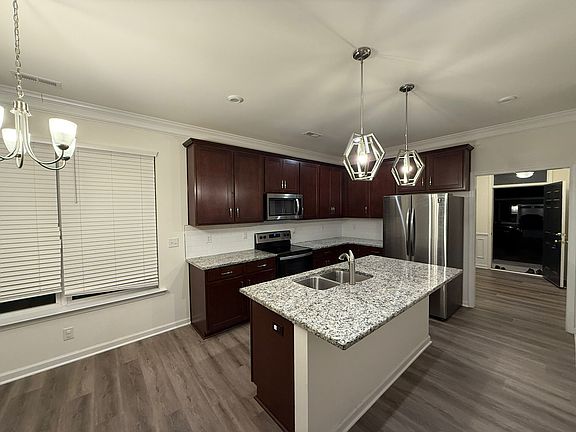 3rd image of 2211 Nightfall Dr #1