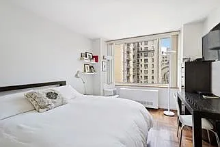 2373 Broadway #529 — Photo 6