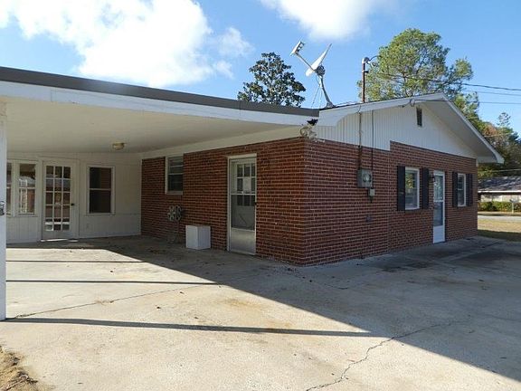 2nd image of 1411 S Cheney Dr