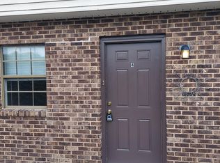4 Country Meadow Ln, New Bloomfield, PA 17068